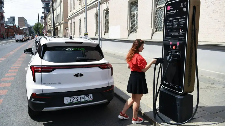 Moskvada işlənmiş elektrik avtomobillərinə tələbat iki dəfə artıb