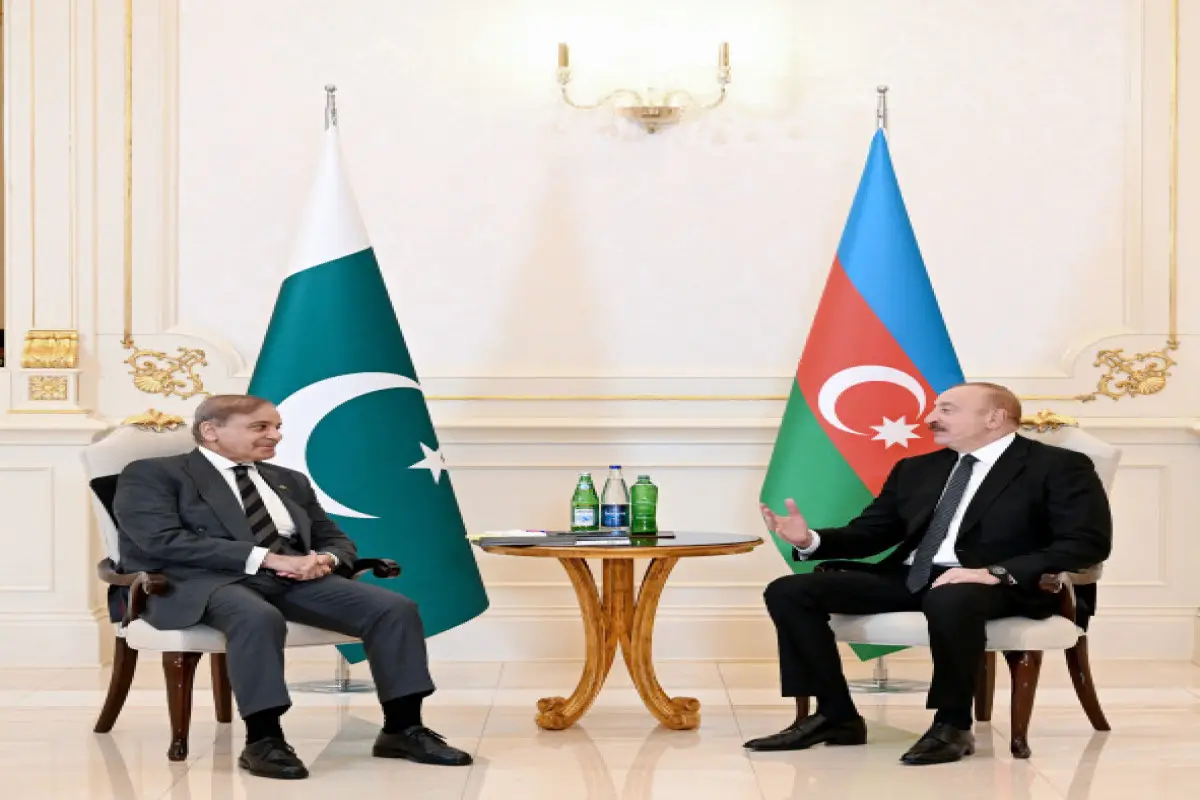 Prezident İlham Əliyevin Pakistanın Baş naziri ilə məhdud tərkibdə görüşü olub - YENİLƏNİB - FOTO