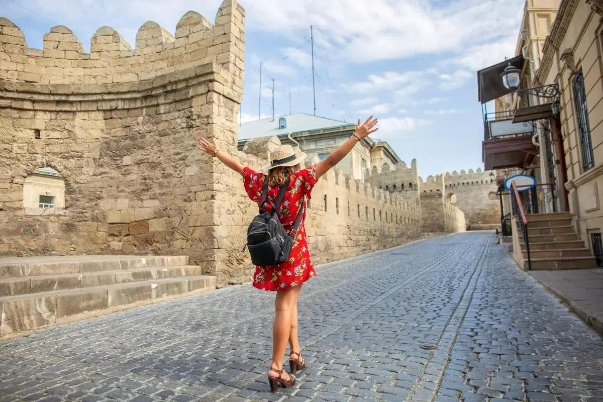 Azərbaycandan turist axını 1 % artıb