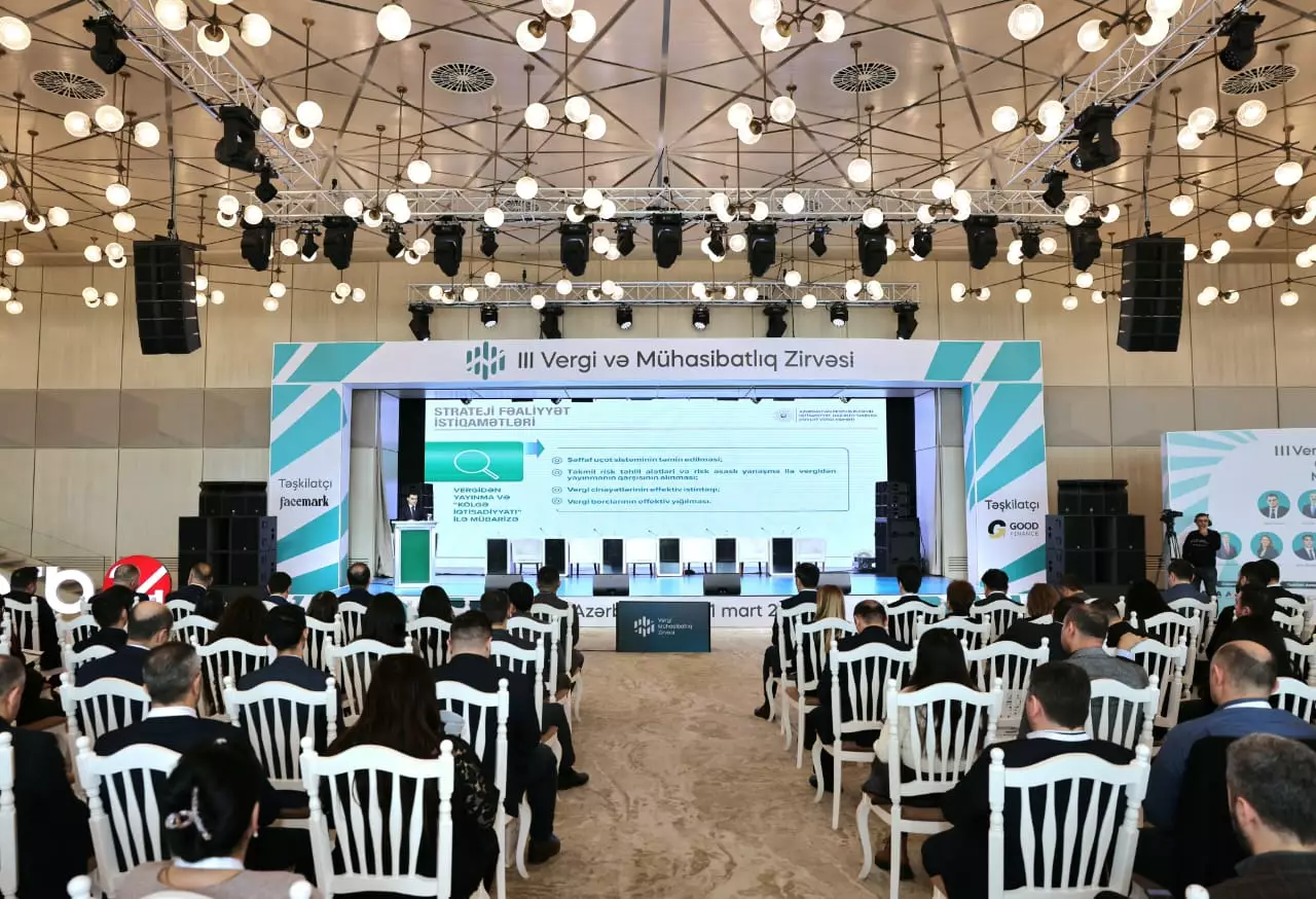 III Vergi və Mühasibatlıq Zirvəsi uğurla yekunlaşıb - FOTO