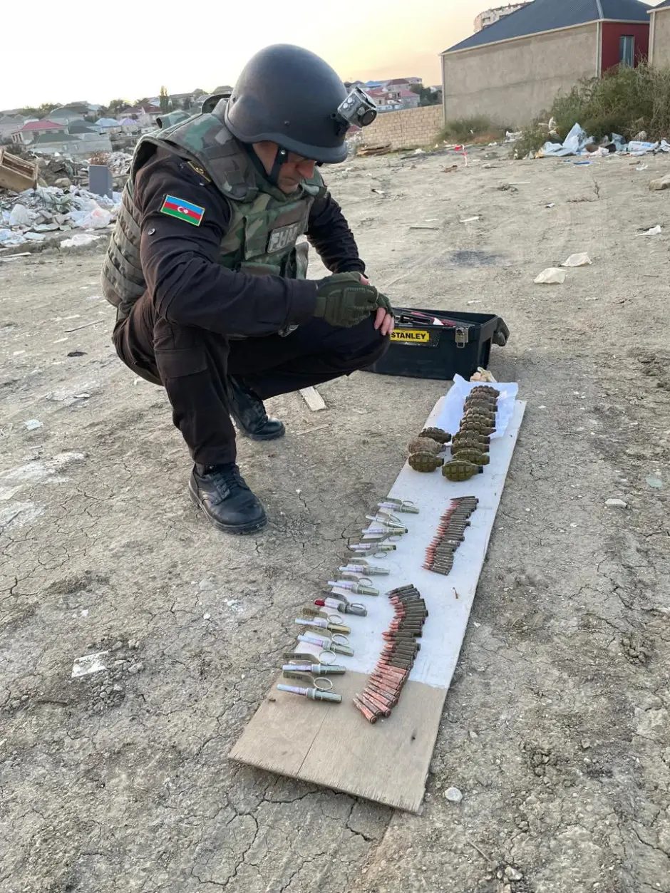 Masazırda hərbi sursatlar aşkar edilib - FOTO/VİDEO