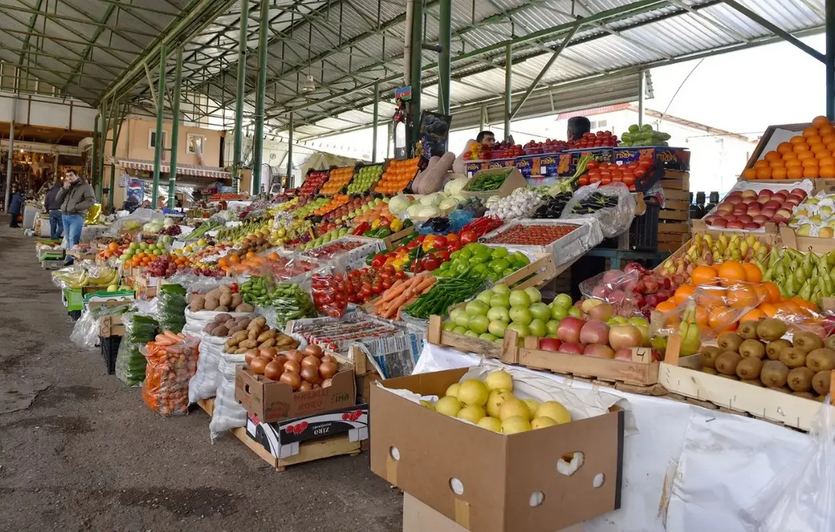 Vergi uçotuna alınmayanlara bazarlarda fəaliyyət göstərməyə icazə verilməyəcək