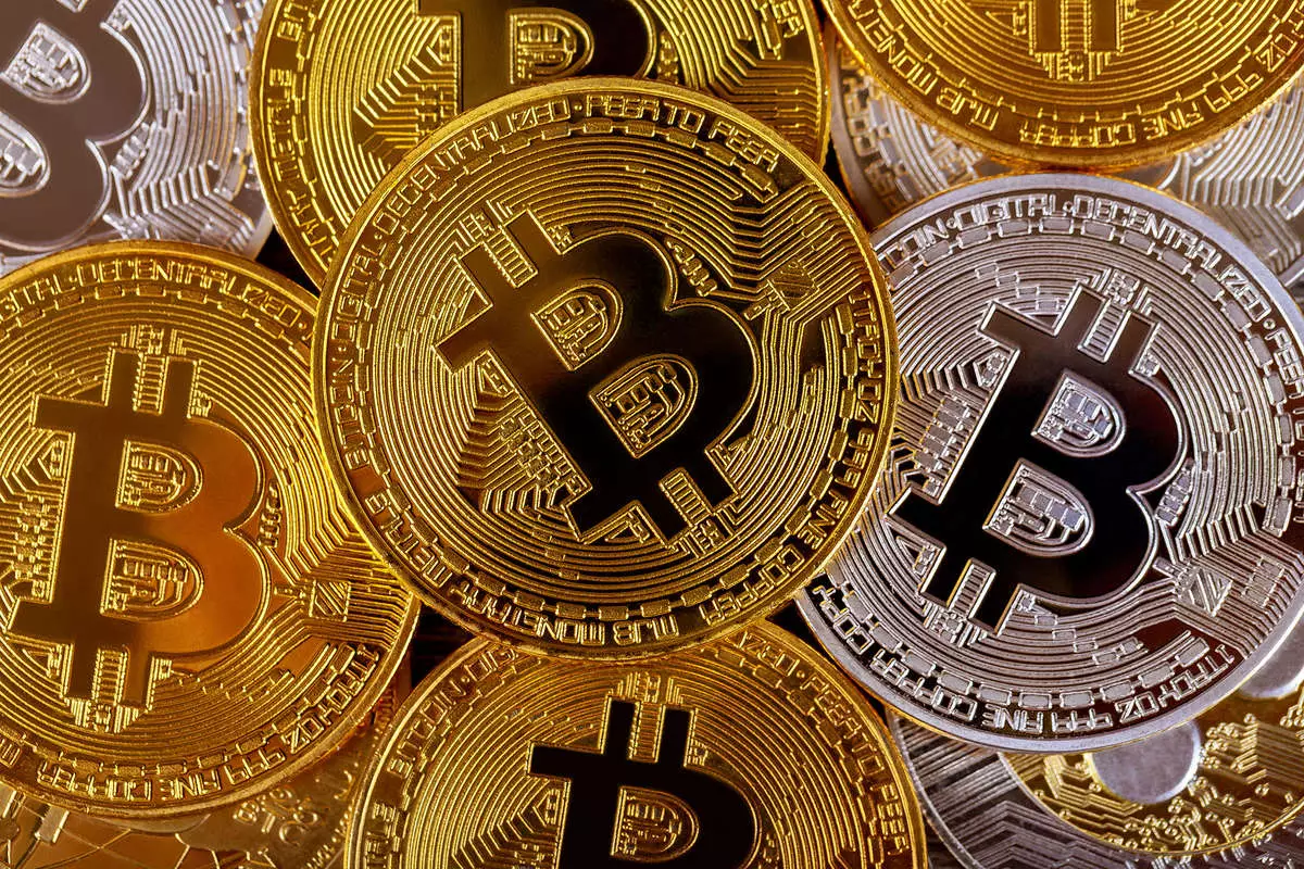 Bitkoinin qiyməti 2% ucuzlaşdı