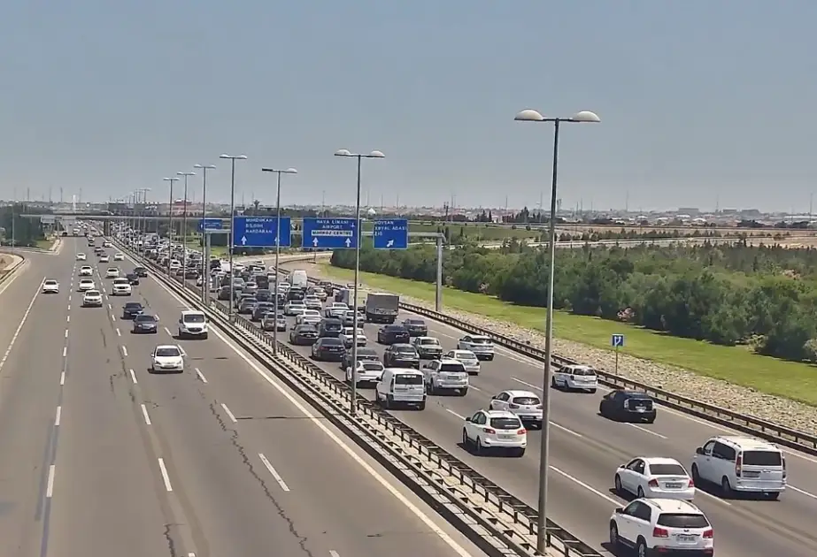 Aeroport şosesində yol-nəqliyyat hadisəsi baş verib