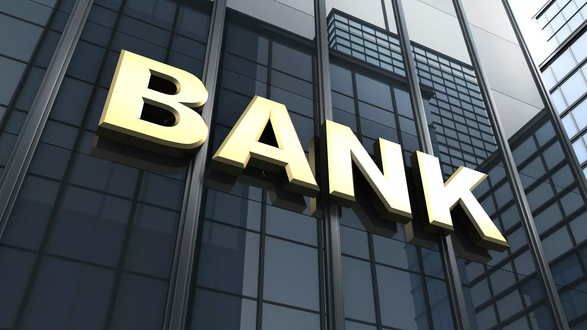 Komitə banklarda uşaqların adına kart açılmasına qadağa qoyulmasını təklif edir