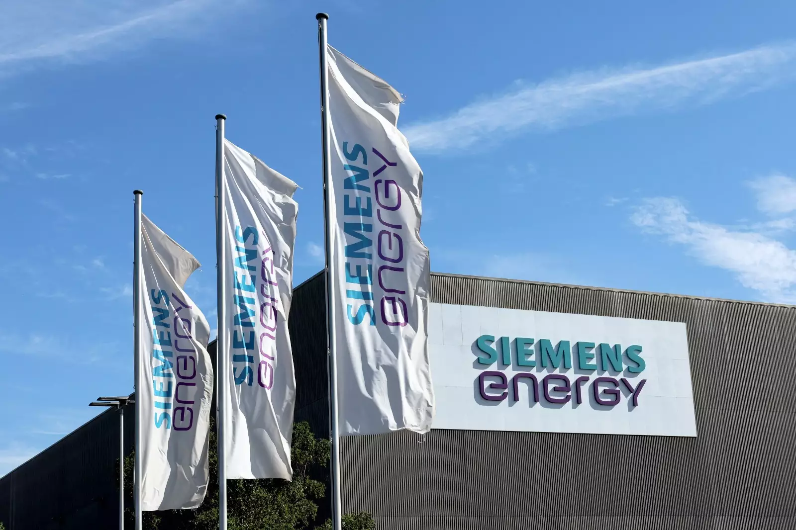 "Siemens Energy" gəlirini 17% artırdı