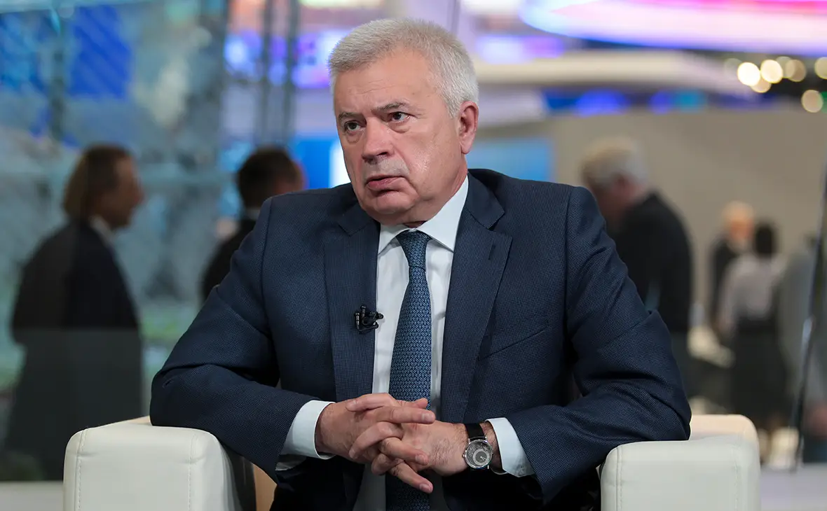 Vahid Ələkbərovun sərvəti nə qədərdir?