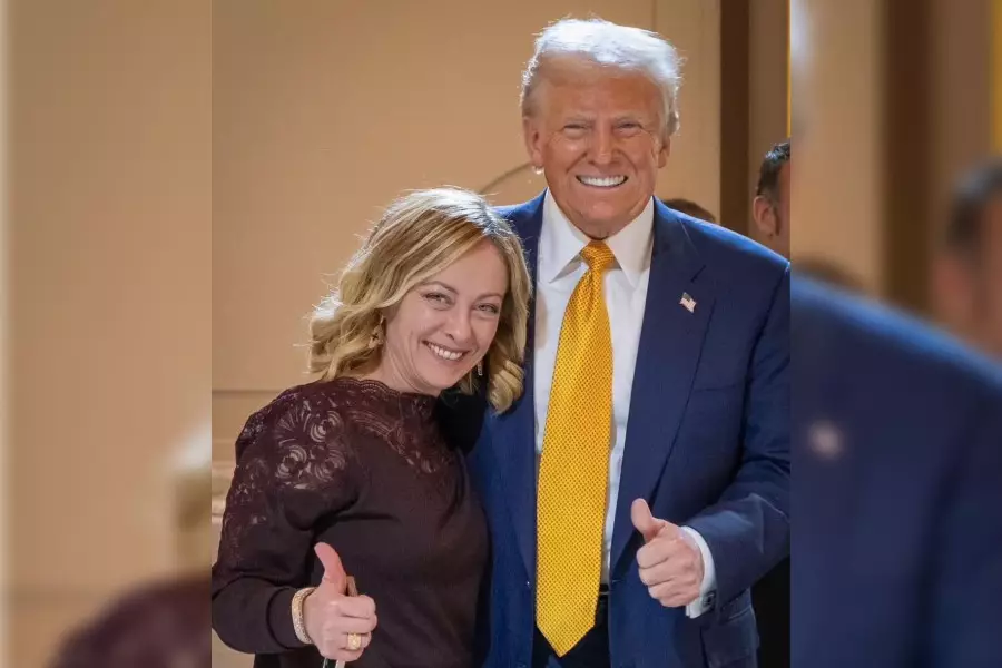 İtaliyanın Baş naziri Donald Trampla görüşdü - VİDEO