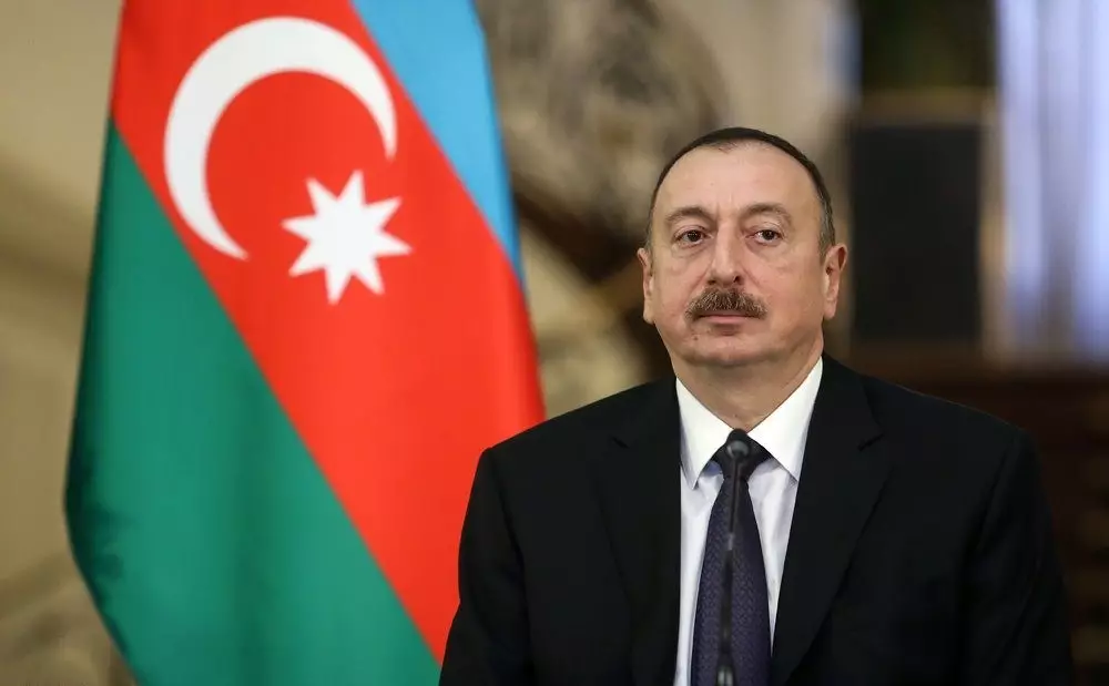 Ölkə başçısından FƏRMAN: Dövlət qurumları arasında sənəd mübadiləsi elektronlaşdırılır