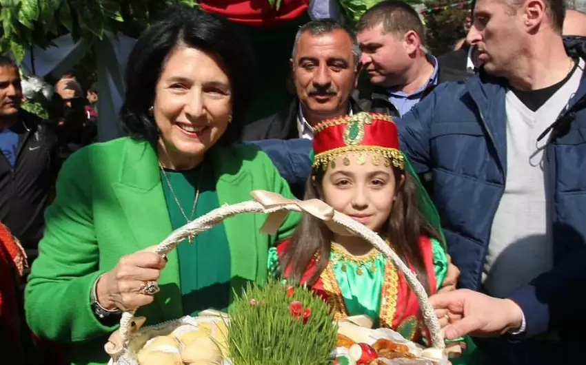 Gürcüstan Prezidenti azərbaycanlıları Novruz bayramı münasibətilə təbrik edib