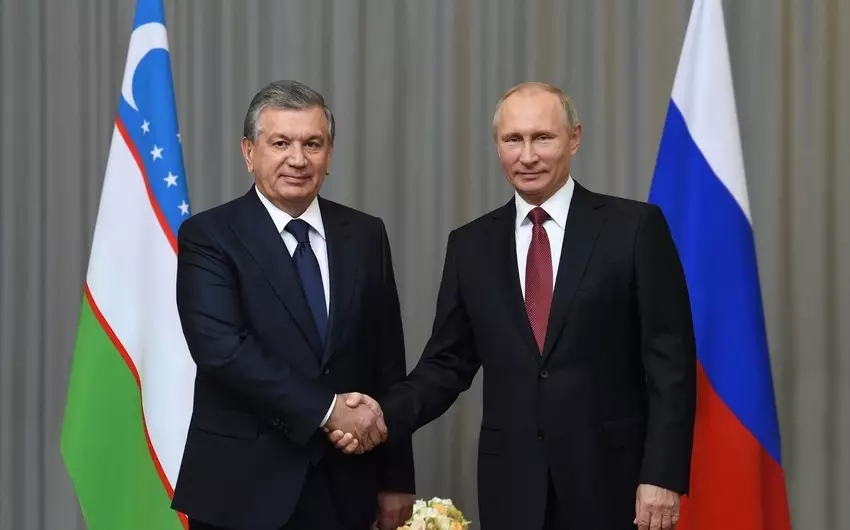 Putinin Özbəkistan prezidenti ilə telefon danışığı olub
