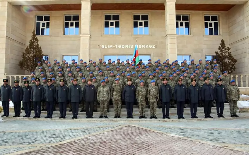 ƏÜO-da "Komando başlanğıc kursu"nun buraxılış mərasimi keçirilib - VİDEO