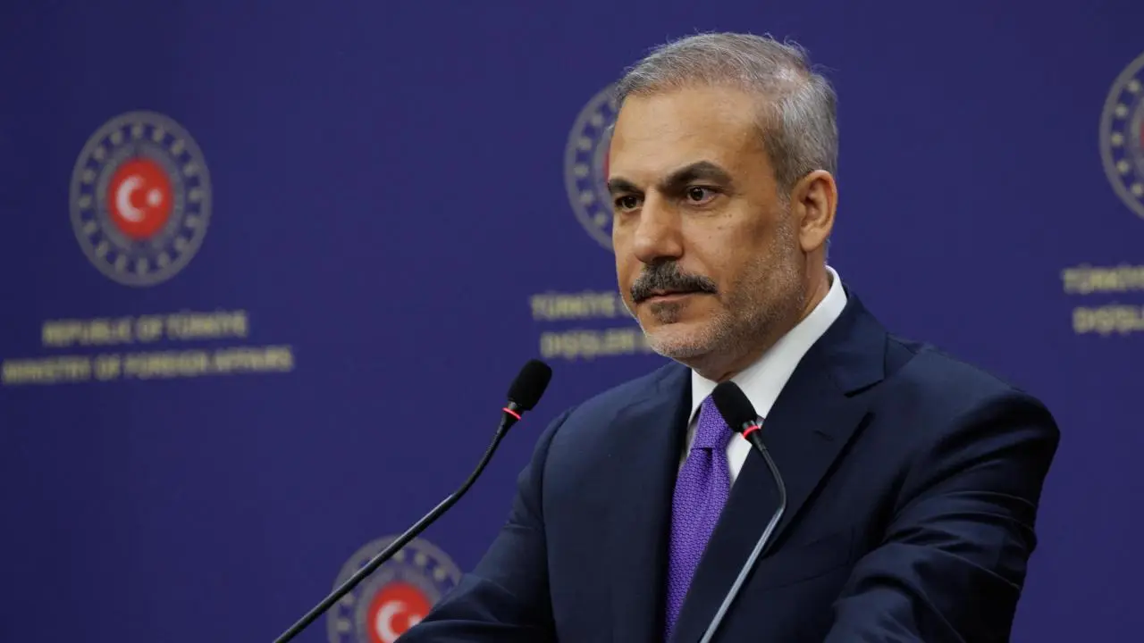 Hakan Fidan Azərbaycanı Zəfər Günü münasibətilə təbrik edib