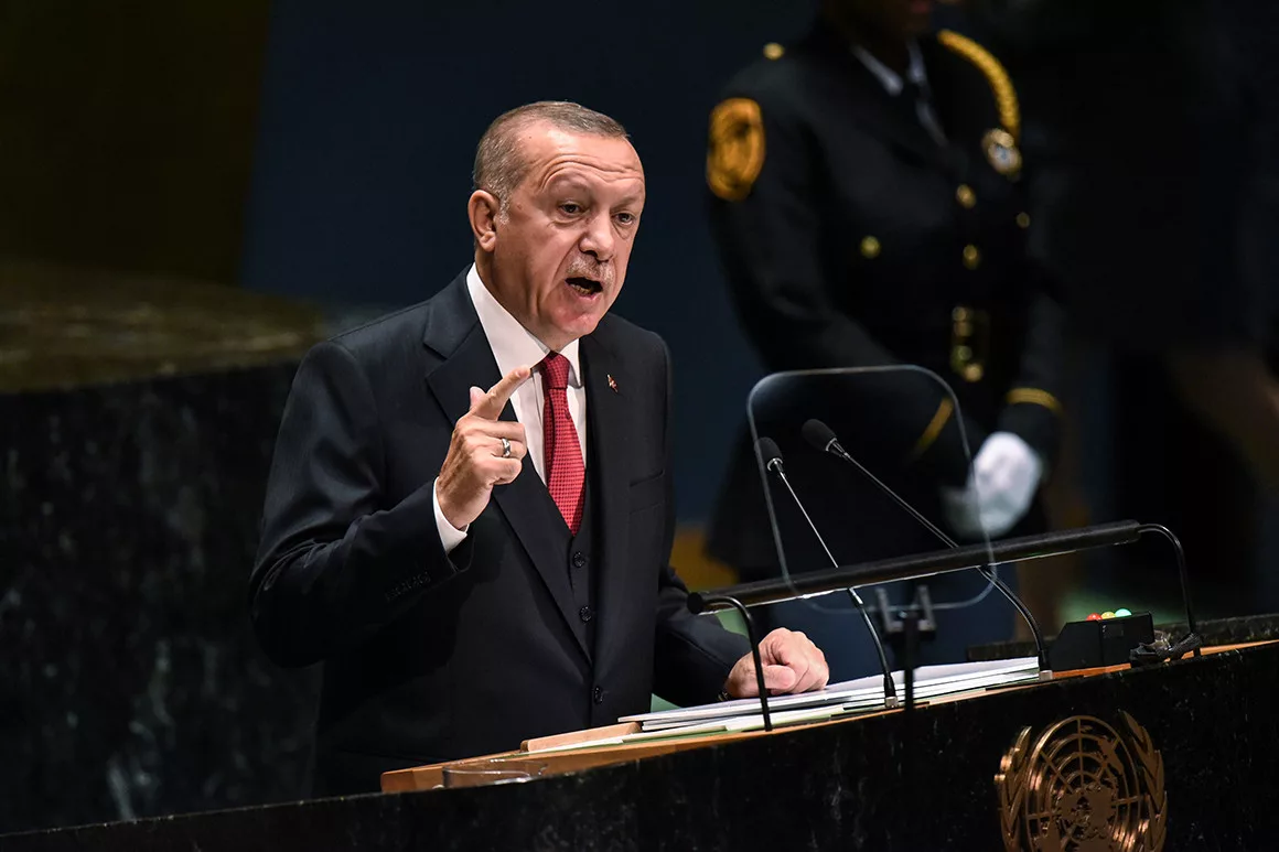 Ərdoğan: Üç ayda inflyasiyanı 30 faizdən aşağı salmağı planlaşdırırıq