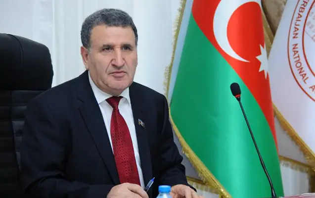 "AMEA-nın alimləri və təhsil işçiləri üçün yeni mənzillər veriləcək" - İsa Həbibbəyli - VİDEO