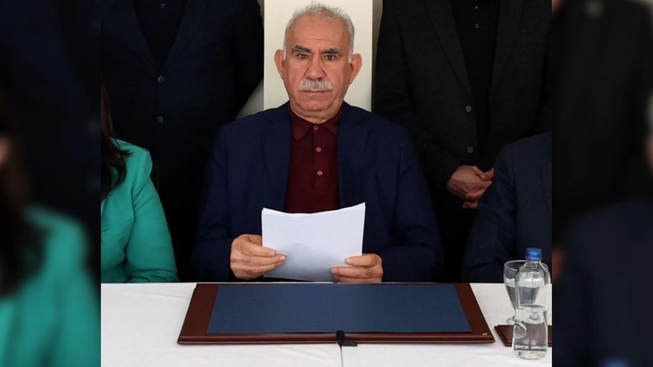 Abdullah Öcalan göz əməliyyatı keçirib