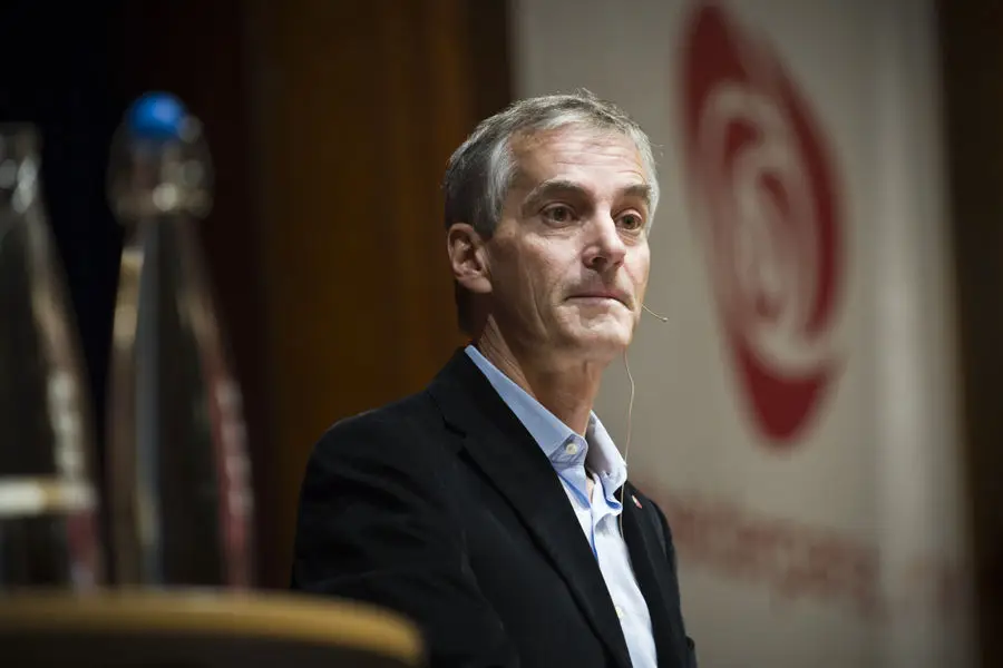 Norveçin baş naziri: "Rusiya hava məkanımızı 3 dəfə pozub"