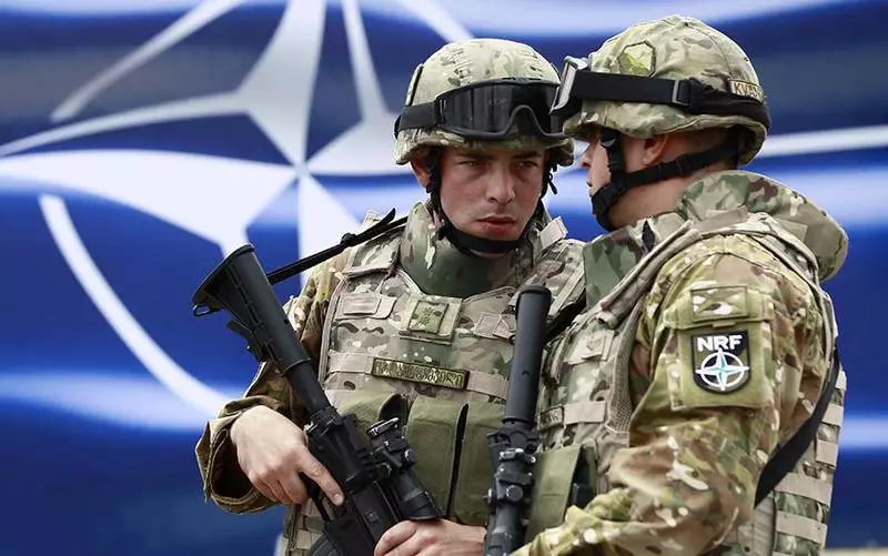 Britaniya NATO təlimlərinə 2,5 mindən çox hərbçi göndərəcək