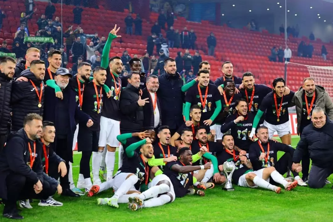 Azərbaycanlı futbolçusu Albaniya Super Kubokunu qazandı