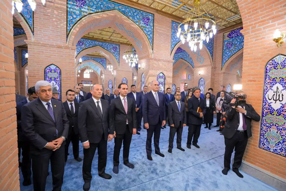 Ordubad şəhərindəki Cümə məscidi təmir-bərpadan sonra istifadəyə verilib - FOTO