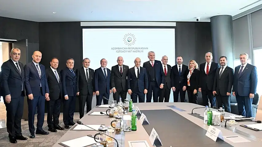 Mikayıl Cabbarov İstanbul Sənaye Palatasının nümayəndə heyəti ilə görüşüb