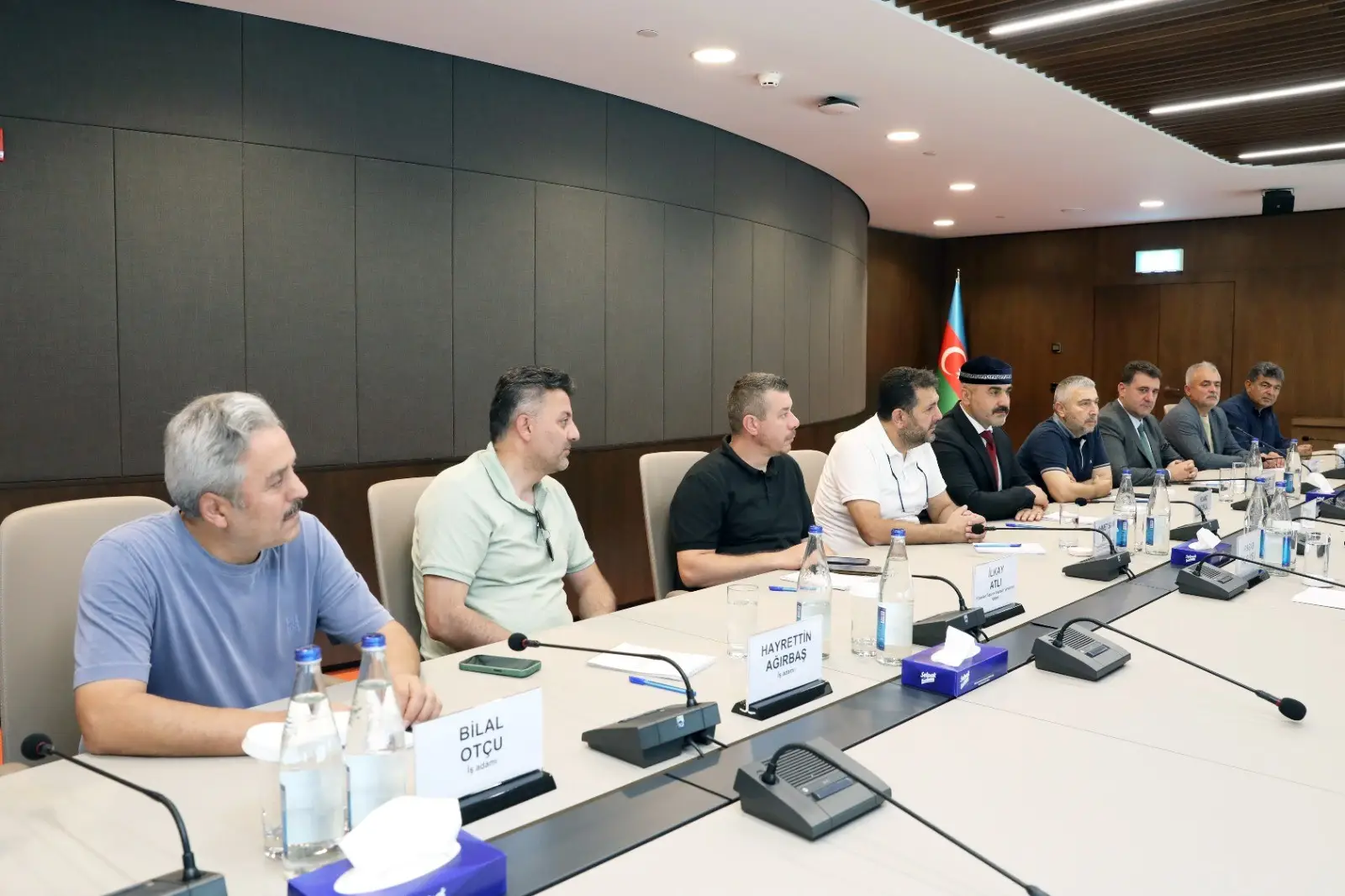 Azərbaycanda işgüzar səfərdə olan türk iş adamları ilə görüş keçirilib - FOTO