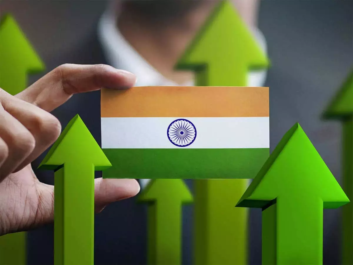 "S&P": Hindistan iqtisadiyyatı 2 dəfə böyüyəcək