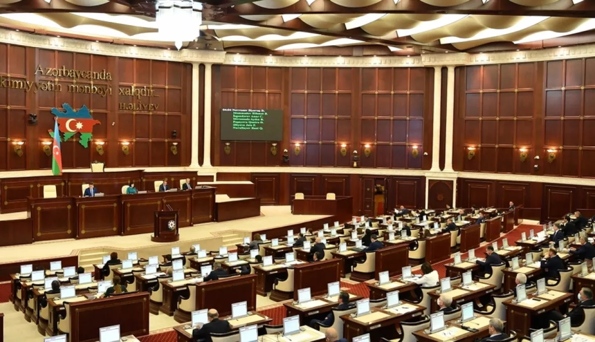Milli Məclis Prezident və Birinci xanıma Müstəqilliyin Bərpası Günü münasibətilə təbrik məktubu ünvanlayıb