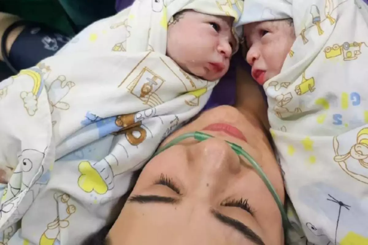 Naxçıvanda ilin ilk körpələri əkiz olub - FOTO