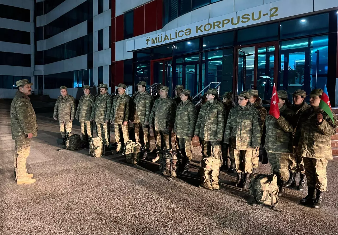 Azərbaycan ordusunun bir qrup hərbi tibbi personalı Türkiyəyə yola düşüb