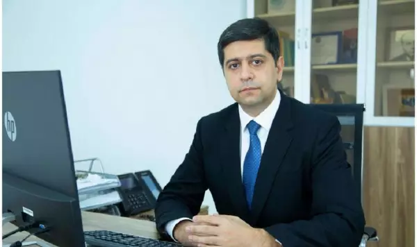İsmət Səttarov: Media savadlılığının hər bir insanın təhsilində yer alması çox mühümdür