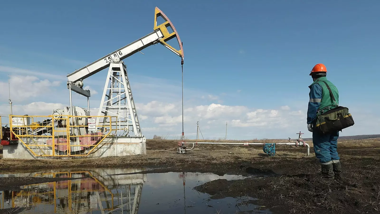 ABŞ-Çin toqquşmaları nəticəsində "Brent" neftinin qiyməti son 4 ilin minimumuna endi