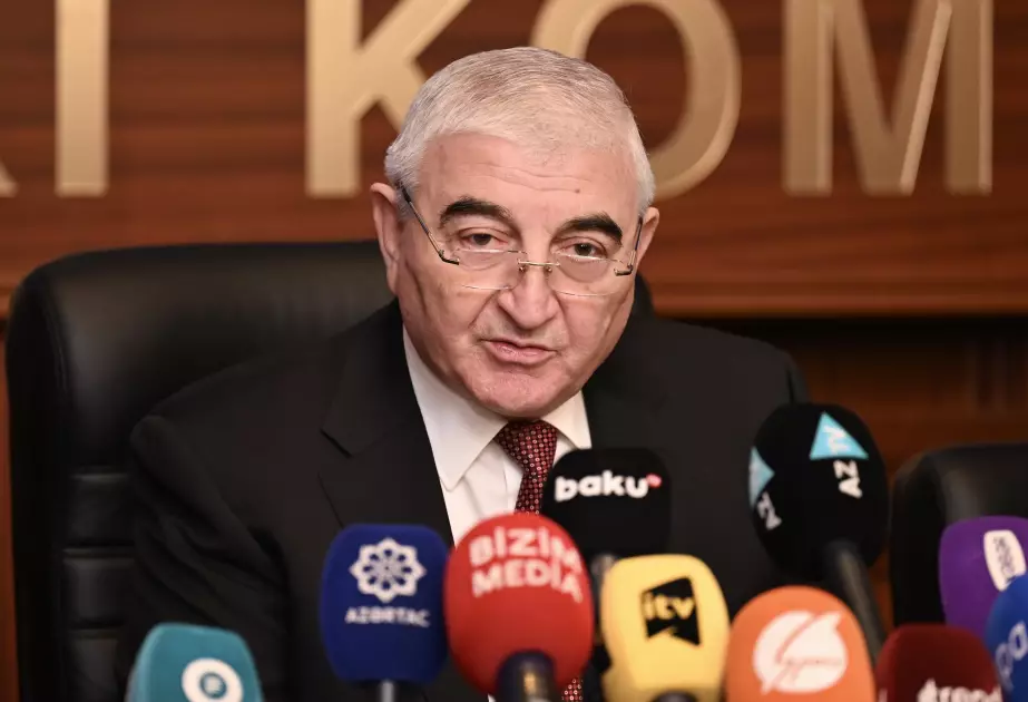 Məzahir Pənahov: Bütün dairələrdə seçkilər normal keçib