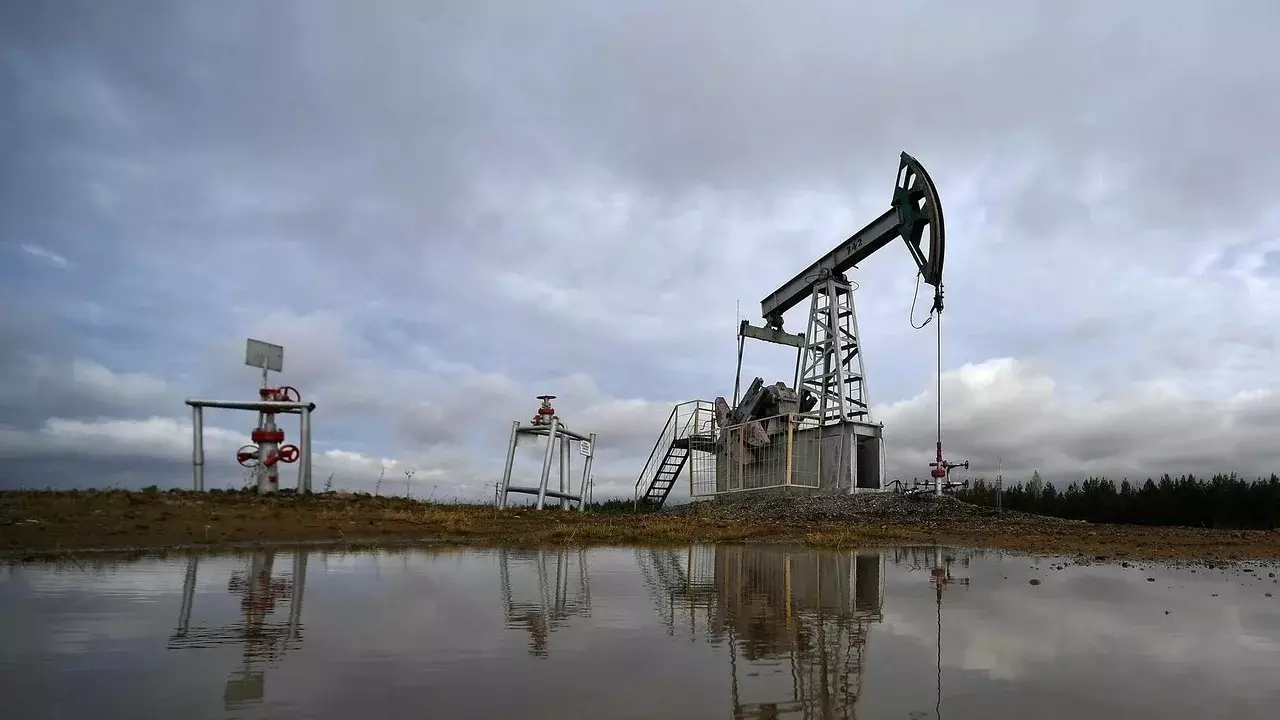 IEA bu il üçün neft tələbinin artımı ilə bağlı proqnozunu artırır