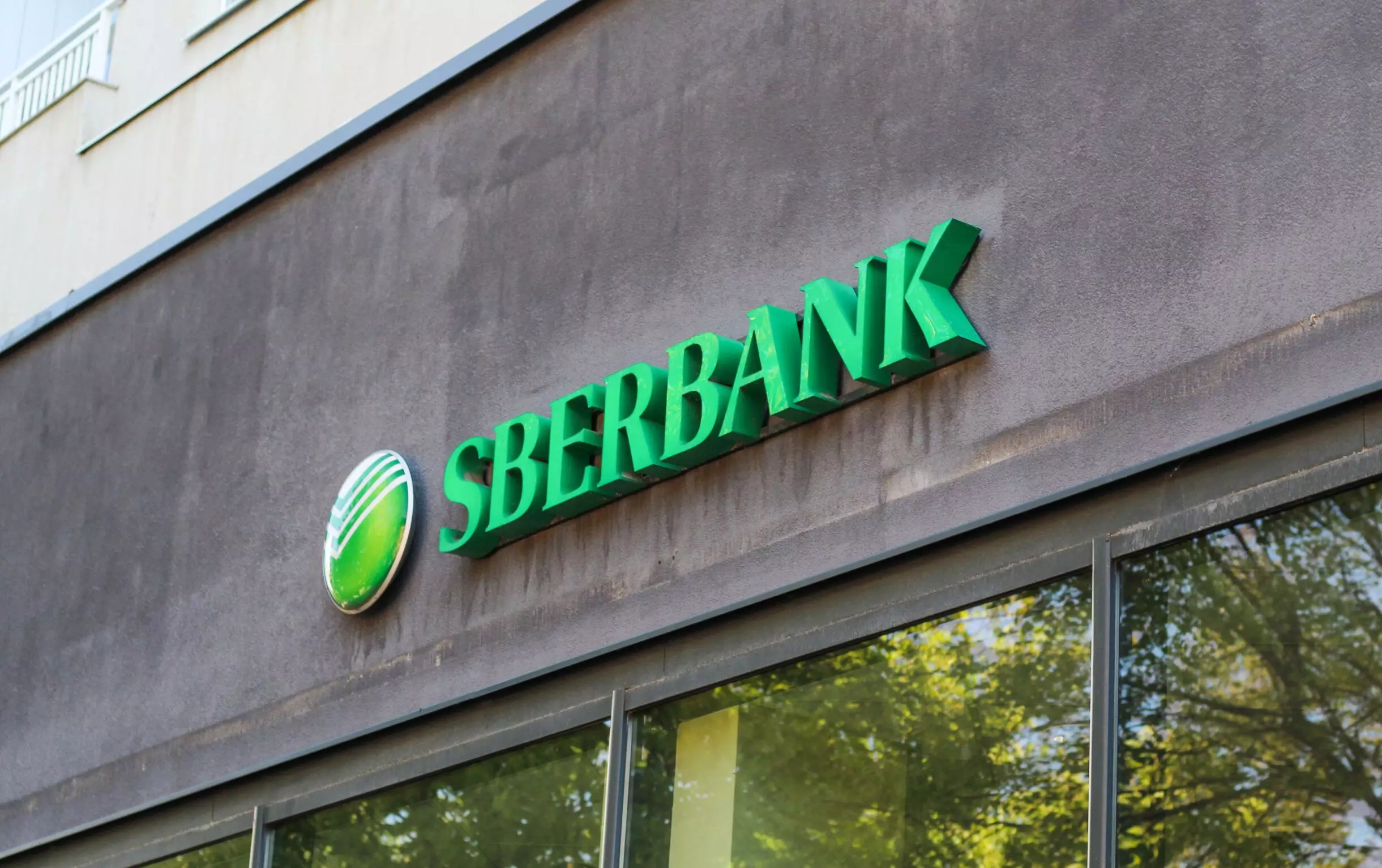 "Sberbank"ın kredit portfelinin payı azalıb