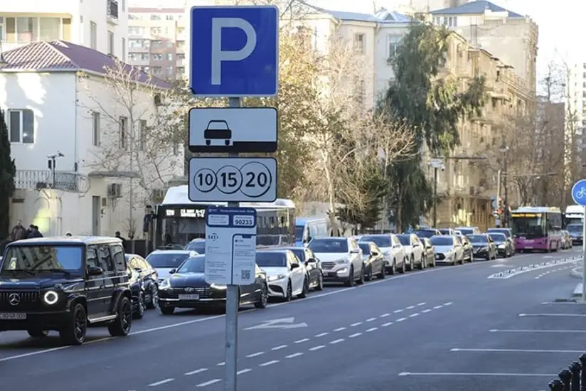 Yol polisi dayanma-durma qaydalarının pozulması ilə bağlı sürücülərə müraciət edib