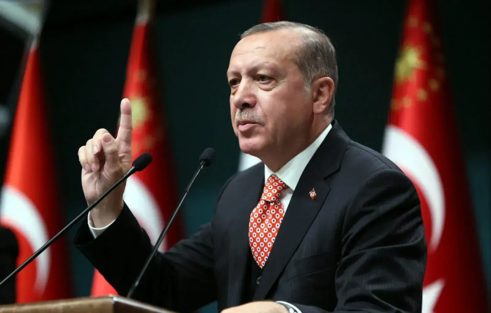 Ərdoğan: Türkiyə keçid dövründə Suriya prezidentini dəstəkləməyə davam edəcək