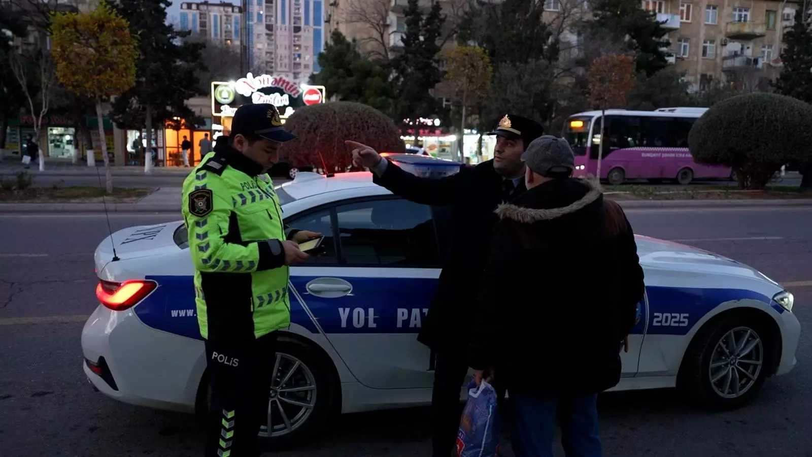 Sumqayıtda qaydaları kobud şəkildə pozan sürücülər cəzalandırldı - FOTO