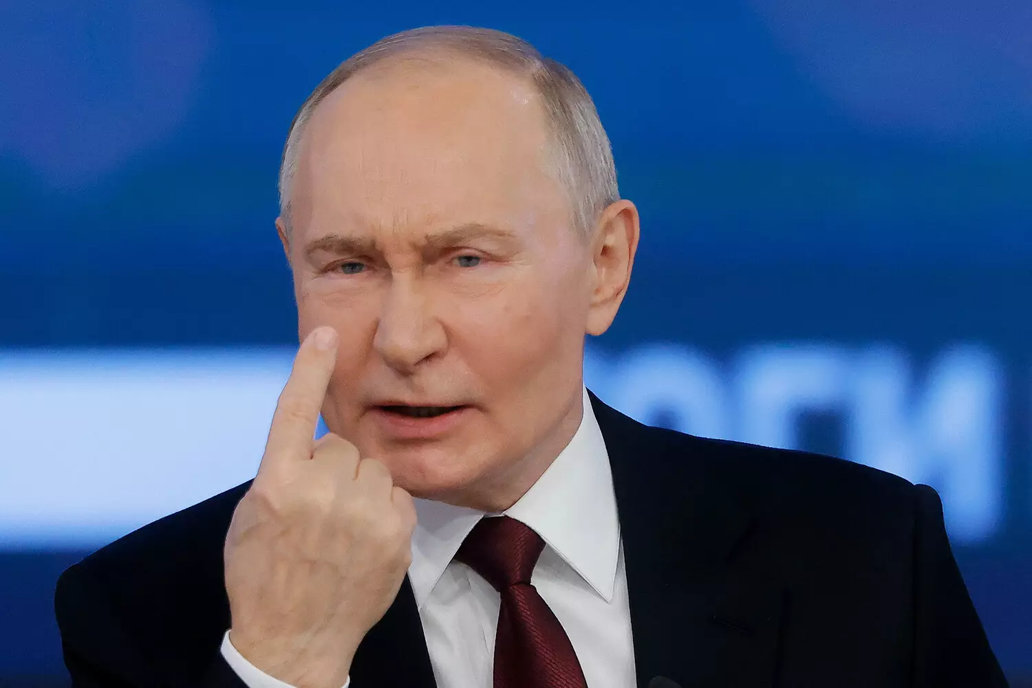 Putin: Neftin qiymətinin ucuzlaşması həm Rusiya, həm də ABŞ-yə təsir edəcək
