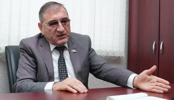O küçə adları bizim milli mövqeyimizə yaddır - Deputat