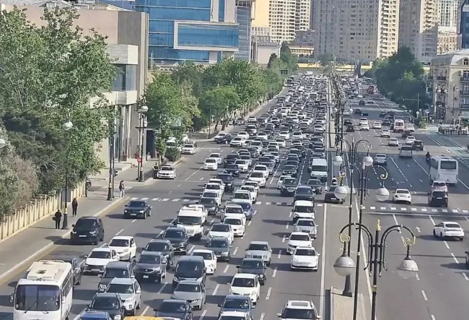Bakıda bu yollarda sıxlıq var - SİYAHI