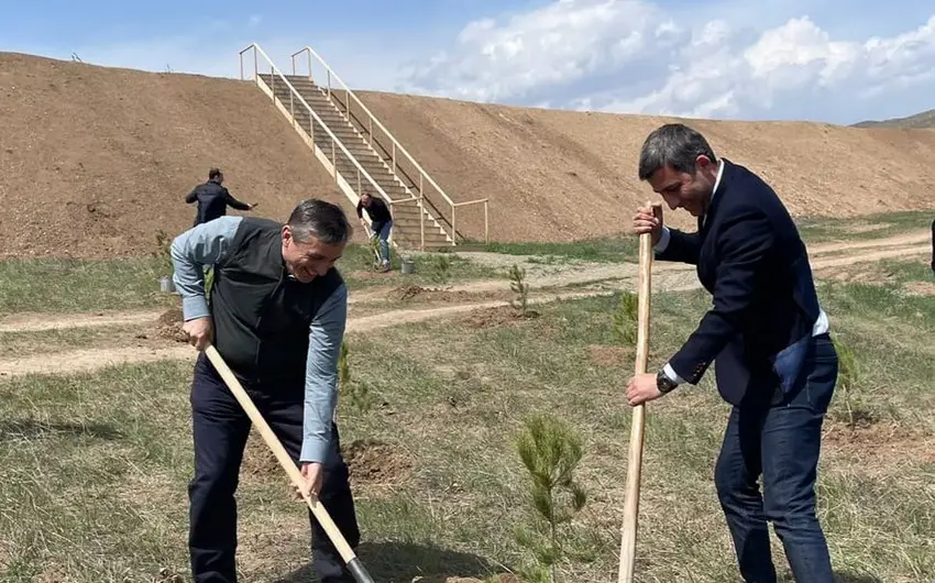 Heydər Əliyevin 100 illik yubileyi ilə əlaqədar Cəbrayılda ağacəkmə aksiyası keçirilib