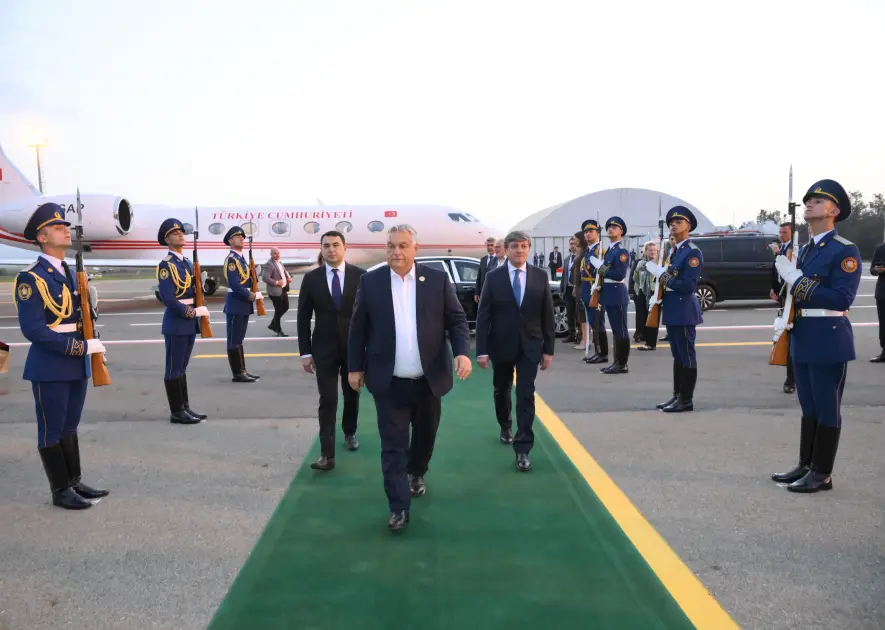 Viktor Orbanın Azərbaycana səfəri başa çatıb - FOTO