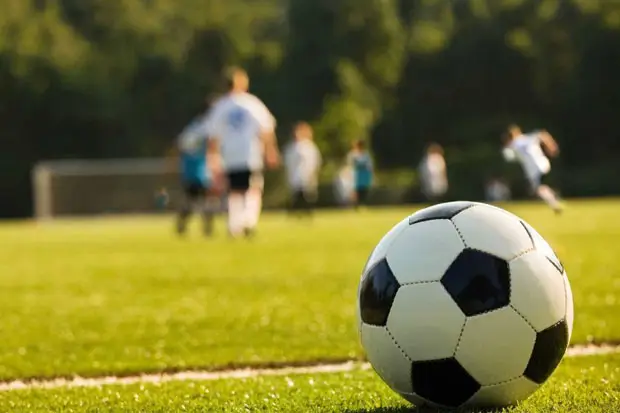 Azərbaycan klubundan 19 futbolçu niyə göndərilib?