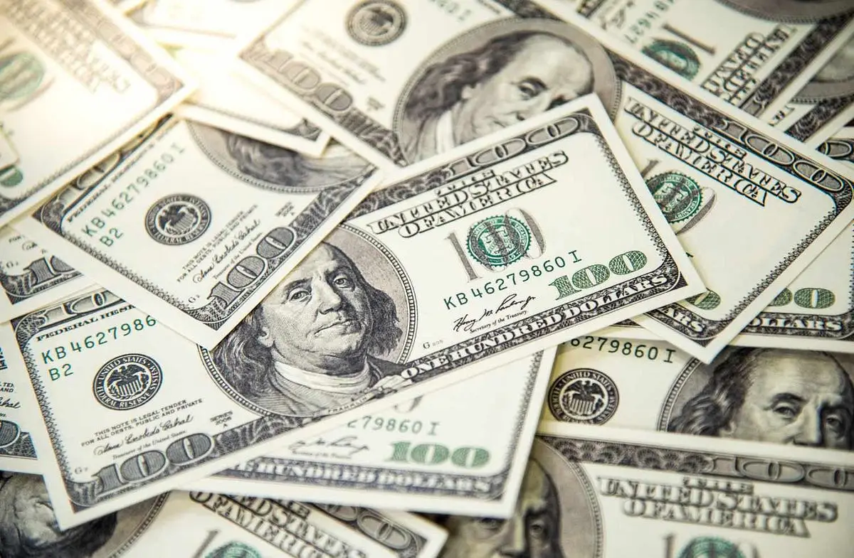 Dollar qlobal ehtiyat valyutası kimi zəifləyir, de-dollarizasiya səyləri sürətlənir - ARAŞDIRMA