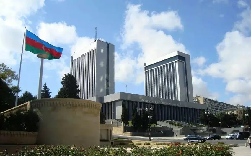 Milli Məclis tətilə buraxılır
