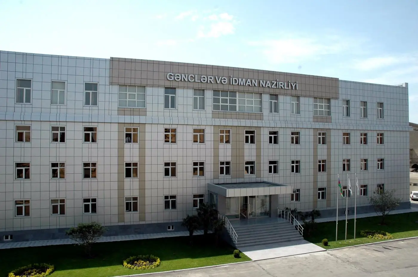 Nazirlik Qobustanda idman zalının tikintisinin davamına 1,6 mln. manat xərcləməyi planlaşdırır