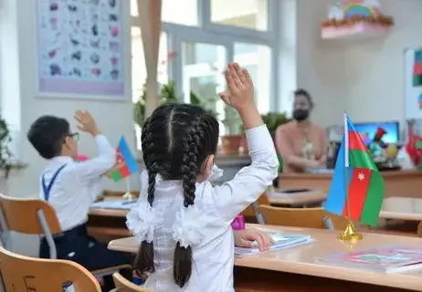 Nazir: Məktəblər dəyişkən iş qrafikinə keçirilə bilər