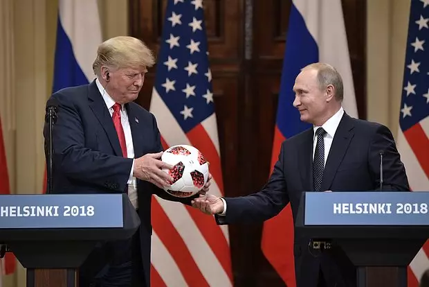 Peskov Putinin Trampa verdiyi topdan danışıb