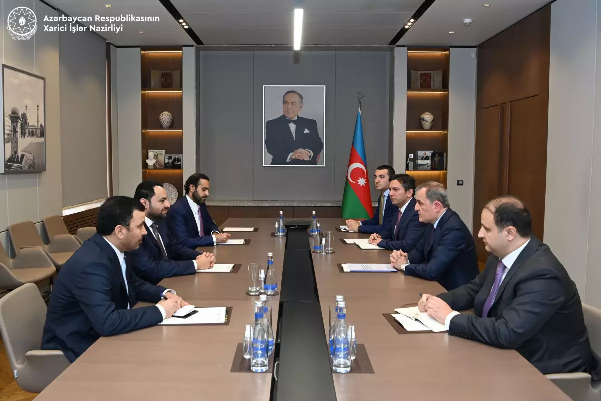 Ceyhun Bayramov Qətərin dövlət naziri ilə görüşüb